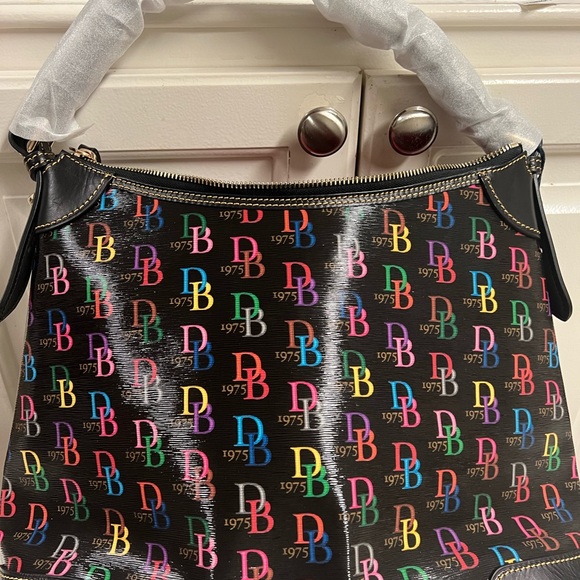 Dooney & Bourke - Picture 8 of 8